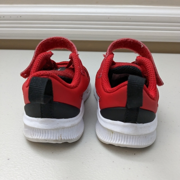 Little Boys fire engine red Nike hook & loop (Velcro)sneakers. SZ 4C.DOWNSHIFTER - Picture 7 of 10